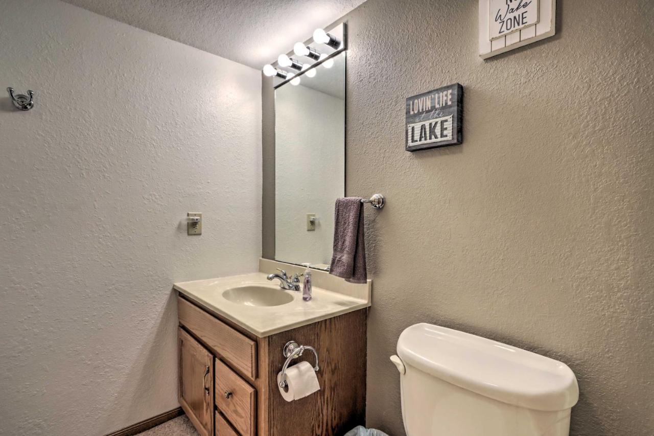 Lakefront Osage Beach Condo With Balcony And Views! Exterior photo